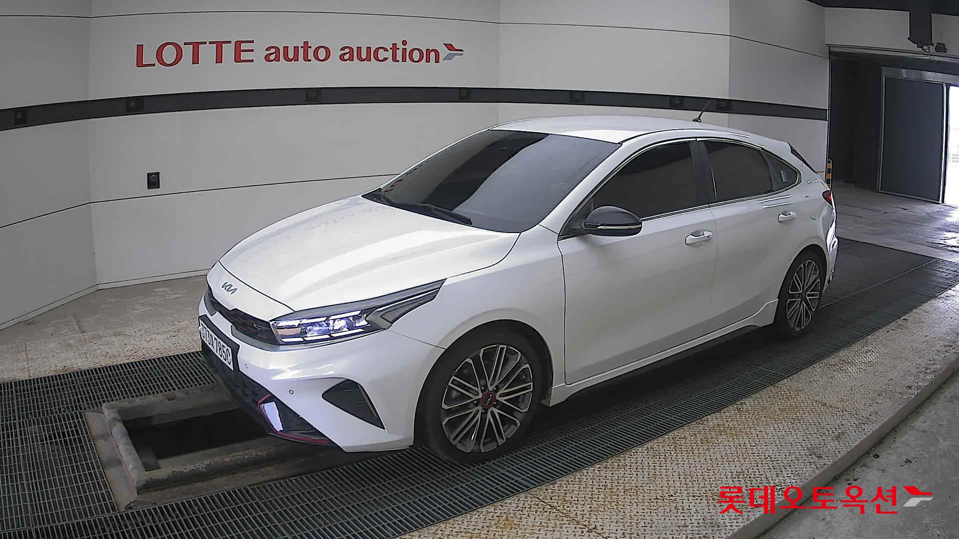 Kia K3 id 3822931 из Кореи 13