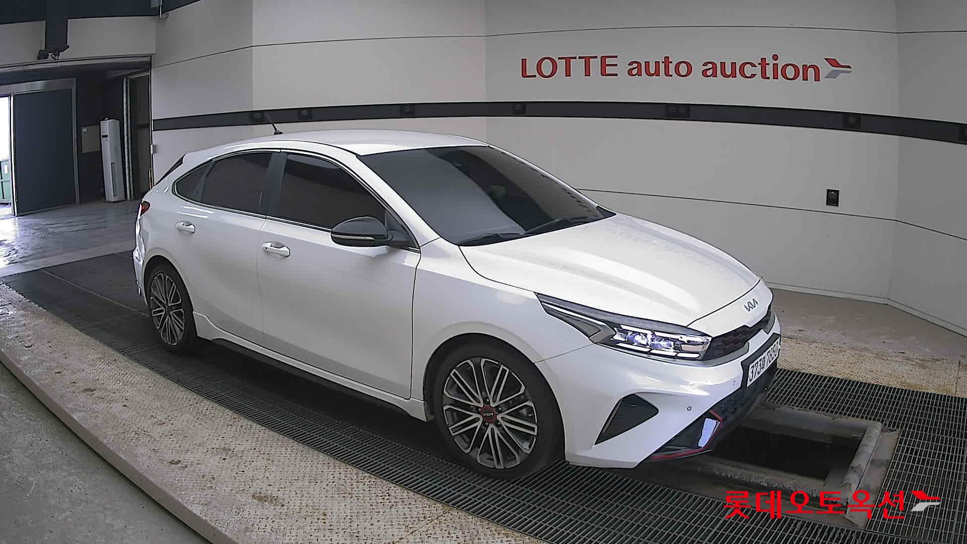 Kia K3 id 3822931 из Кореи 16