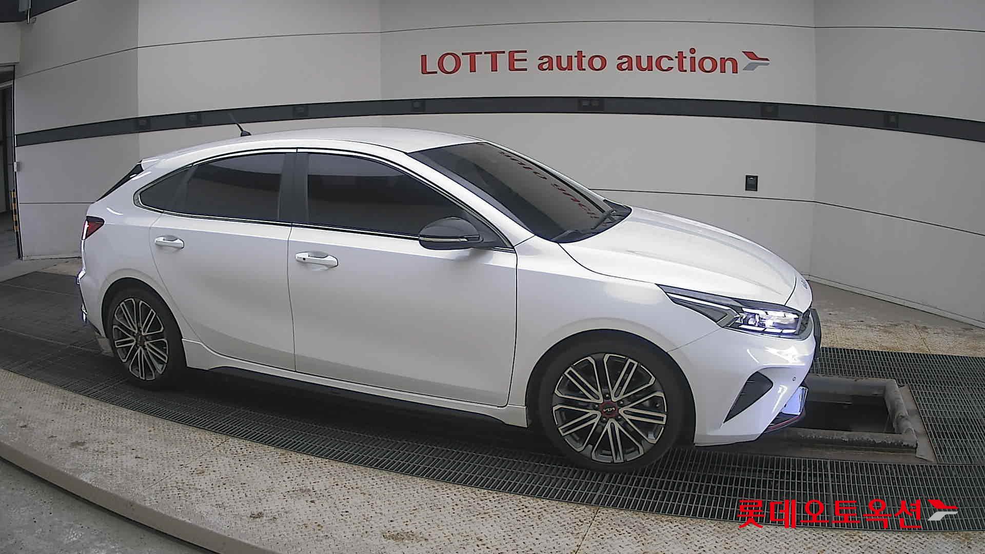 Kia K3 id 3822931 из Кореи 17