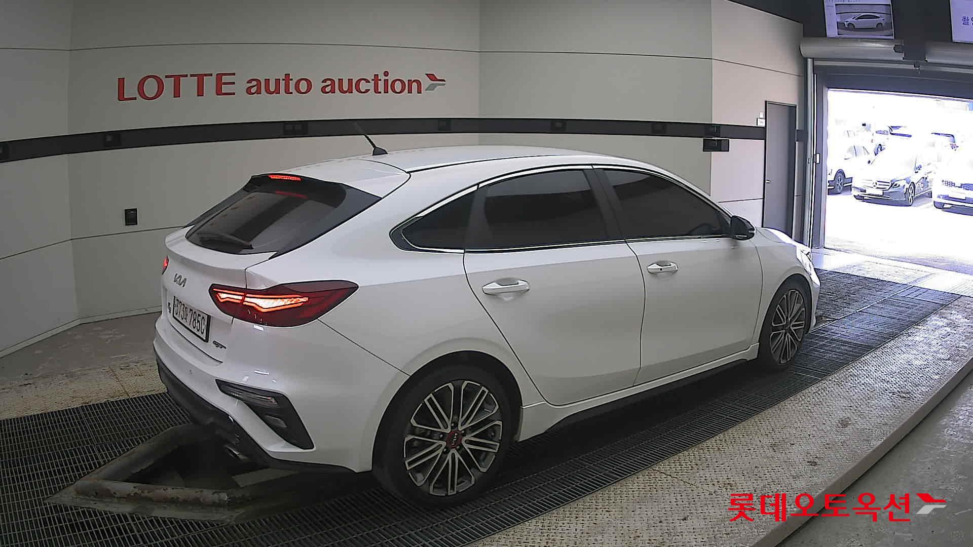 Kia K3 id 3822931 из Кореи 19