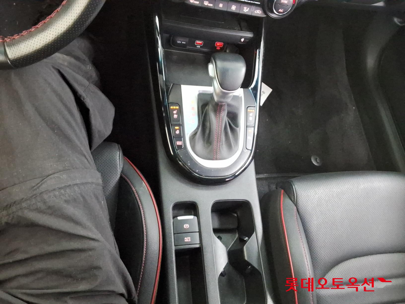 Kia K3 id 3822931 из Кореи 31