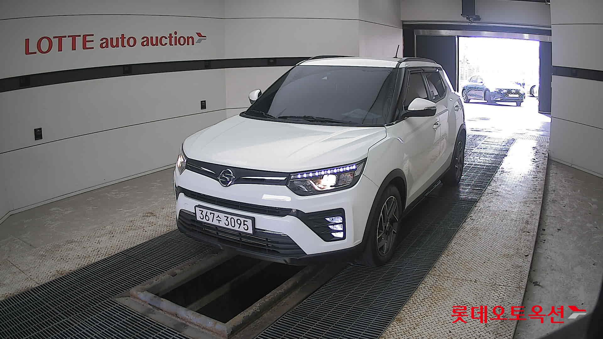 SsangYong Tivoli 2022 Grand White из Кореи