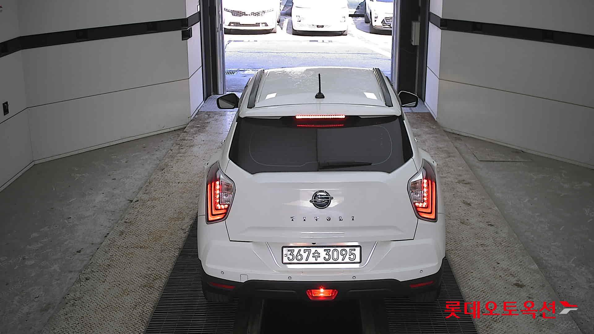 SsangYong Tivoli 2022 Grand White из Кореи, фото 5