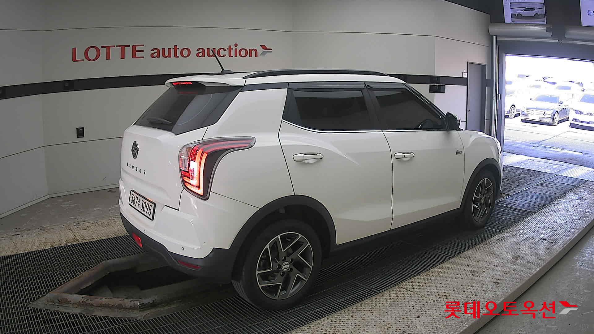 SsangYong Tivoli id 3823006 из Кореи 19