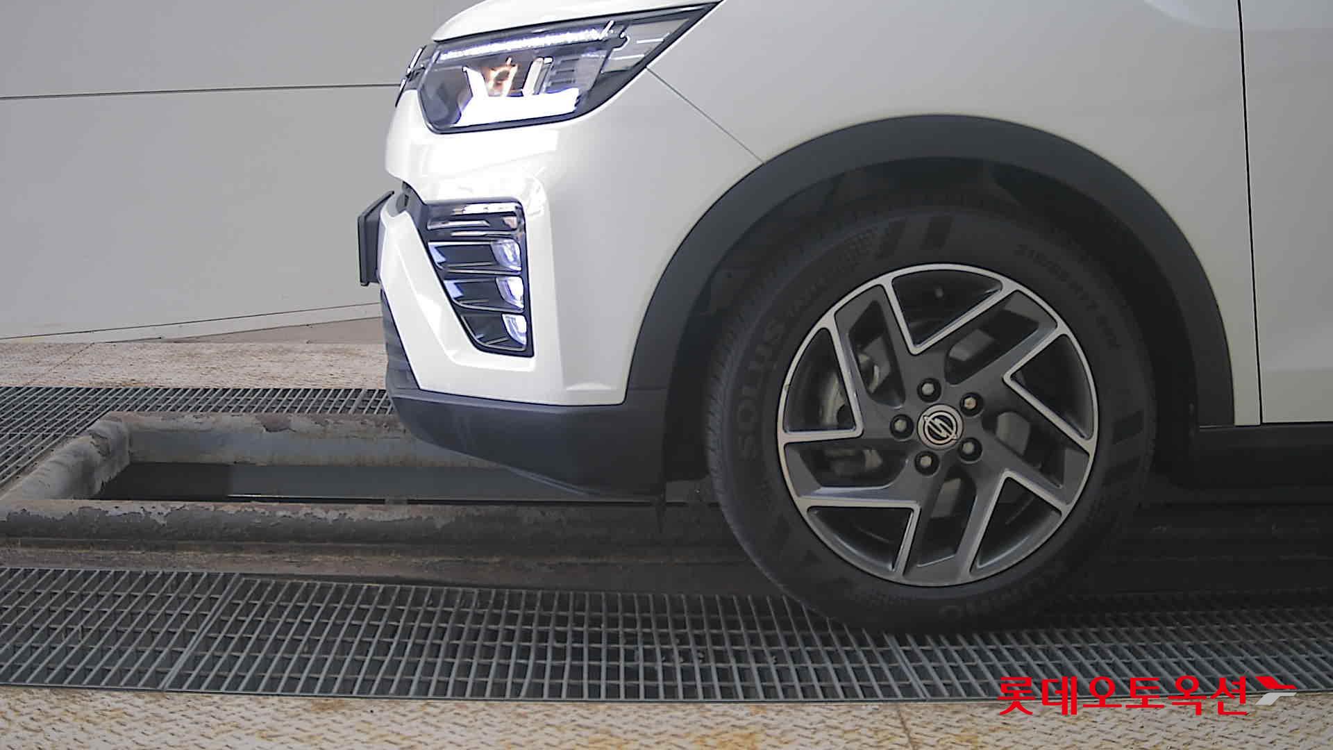 SsangYong Tivoli id 3823006 из Кореи 21