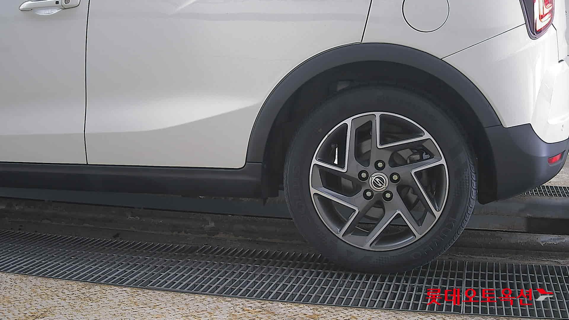 SsangYong Tivoli id 3823006 из Кореи 22