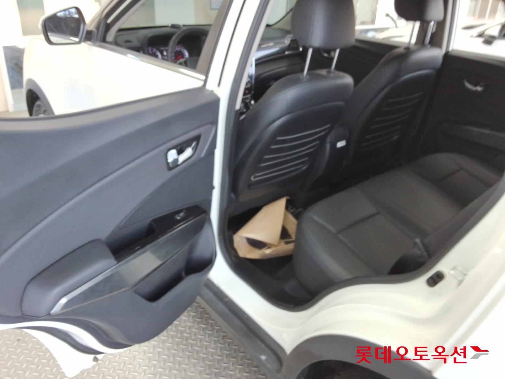 SsangYong Tivoli id 3823006 из Кореи 36