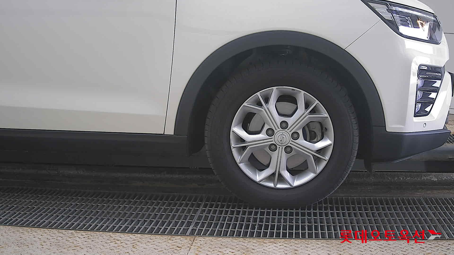 SsangYong Tivoli id 3823003 из Кореи 23