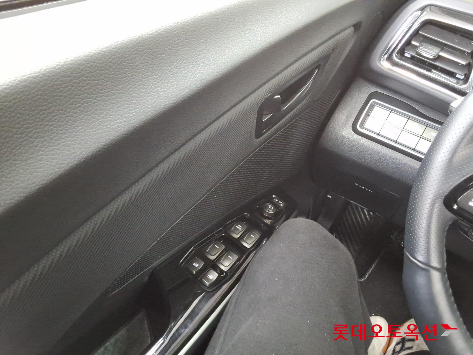 SsangYong Tivoli id 3823003 из Кореи 28