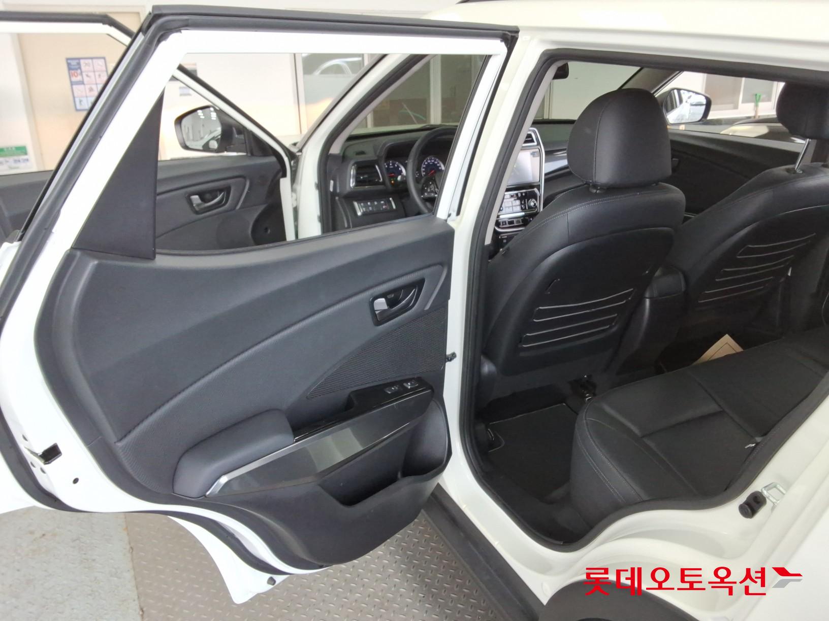 SsangYong Tivoli id 3823003 из Кореи 36