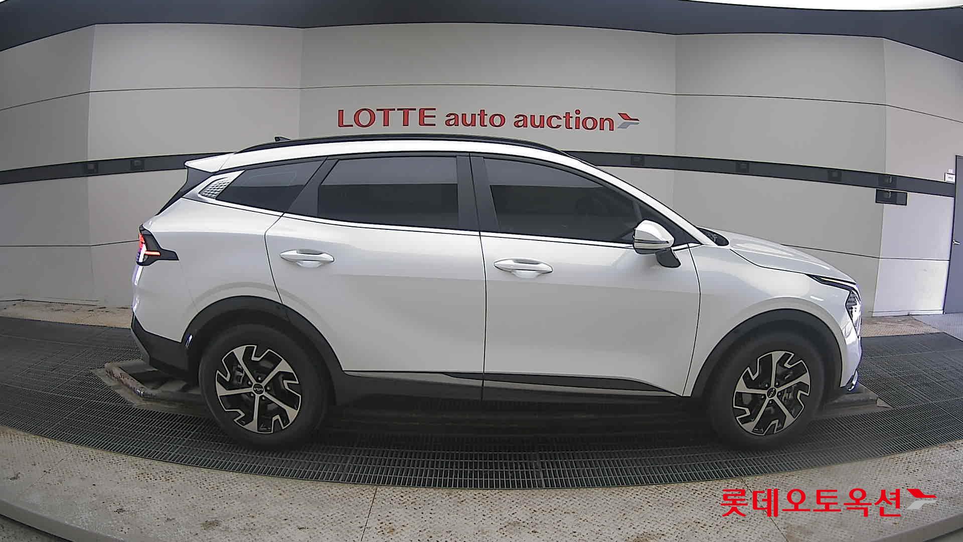 Kia Sportage Hybrid 2022 Snow White Pearl (optional) из Кореи, фото 3