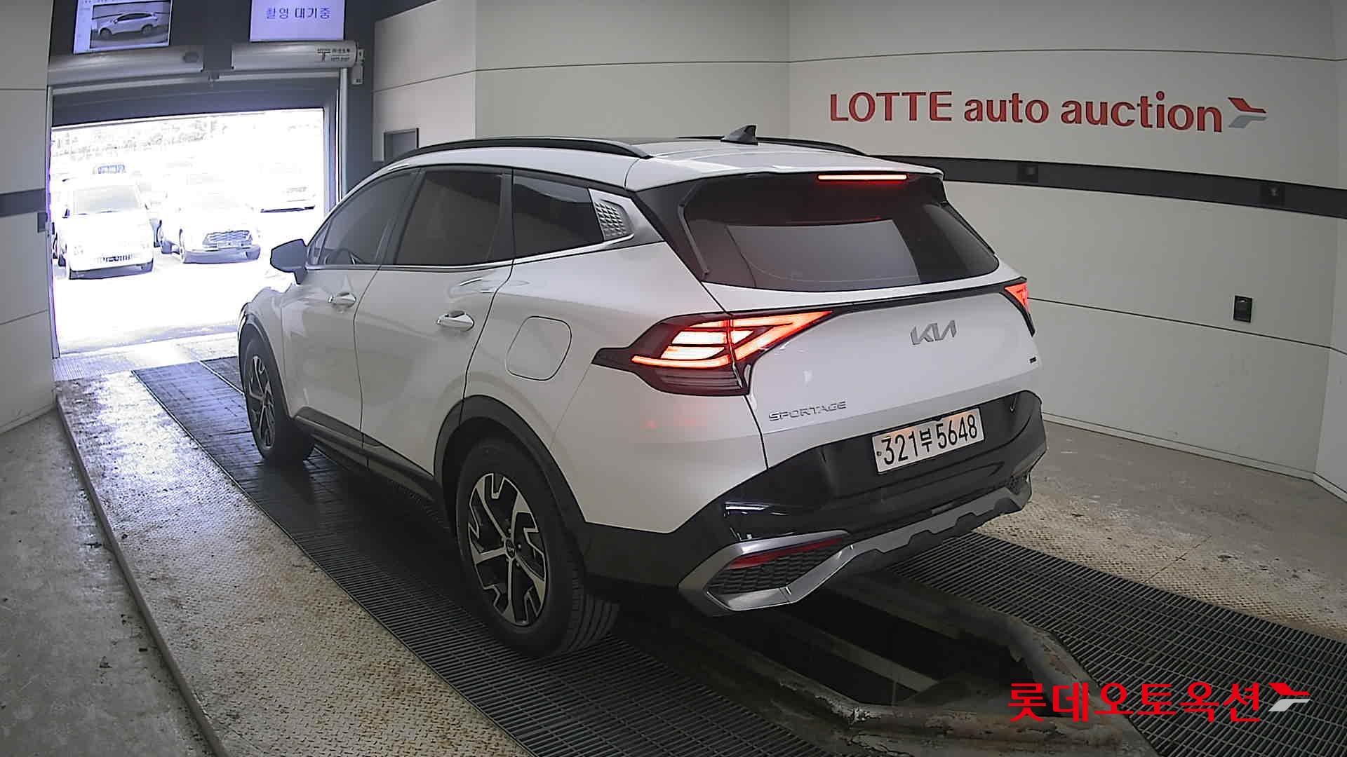Kia Sportage Hybrid 2022 Snow White Pearl (optional) из Кореи, фото 6