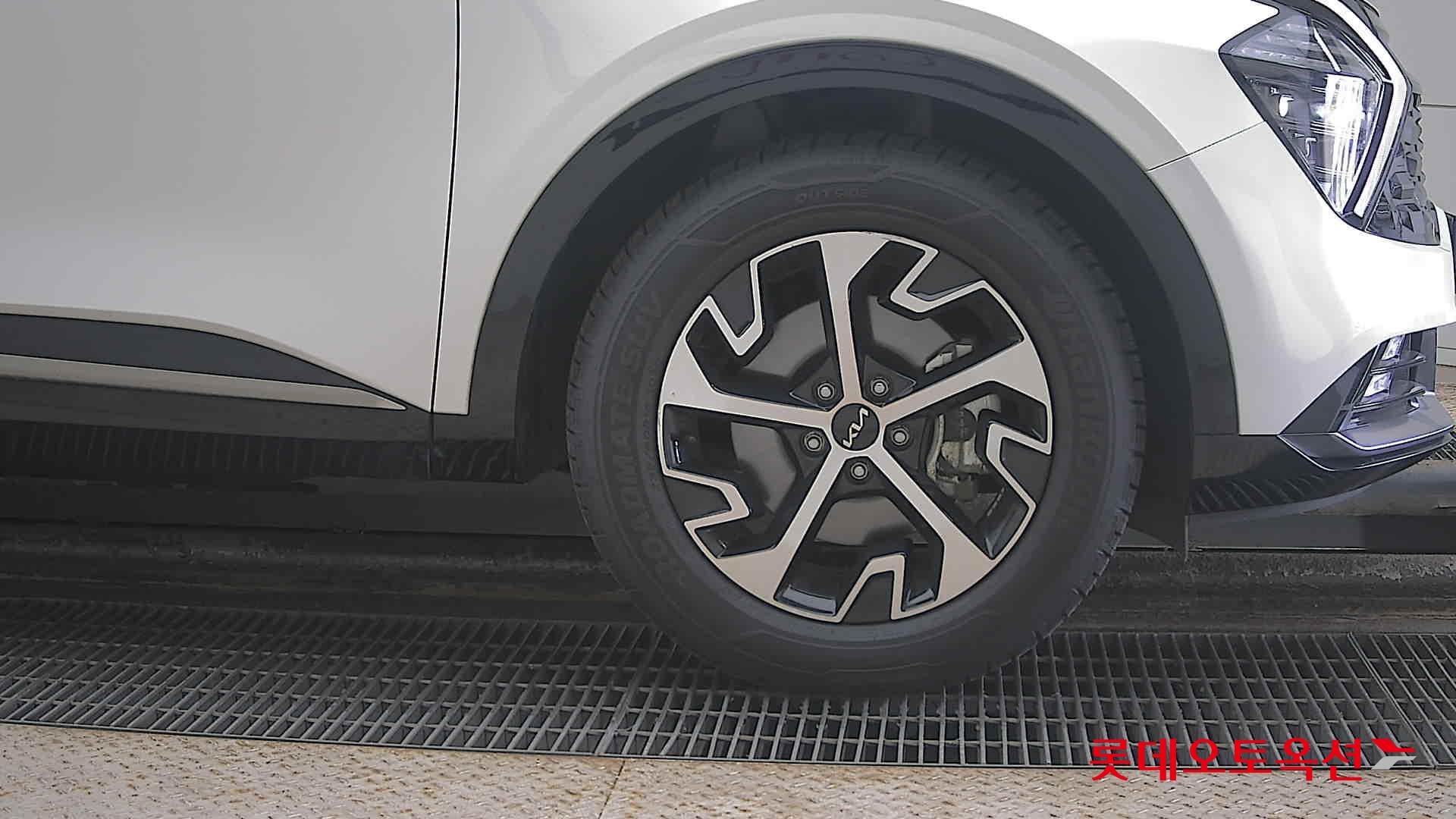 Kia Sportage Hybrid id 3822936 из Кореи 23