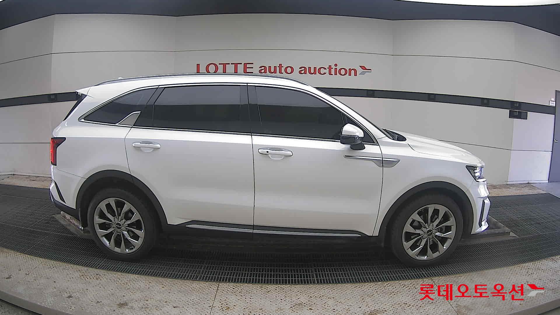 Kia Sorento 2022 Snow White Pearl (optional) из Кореи, фото 3