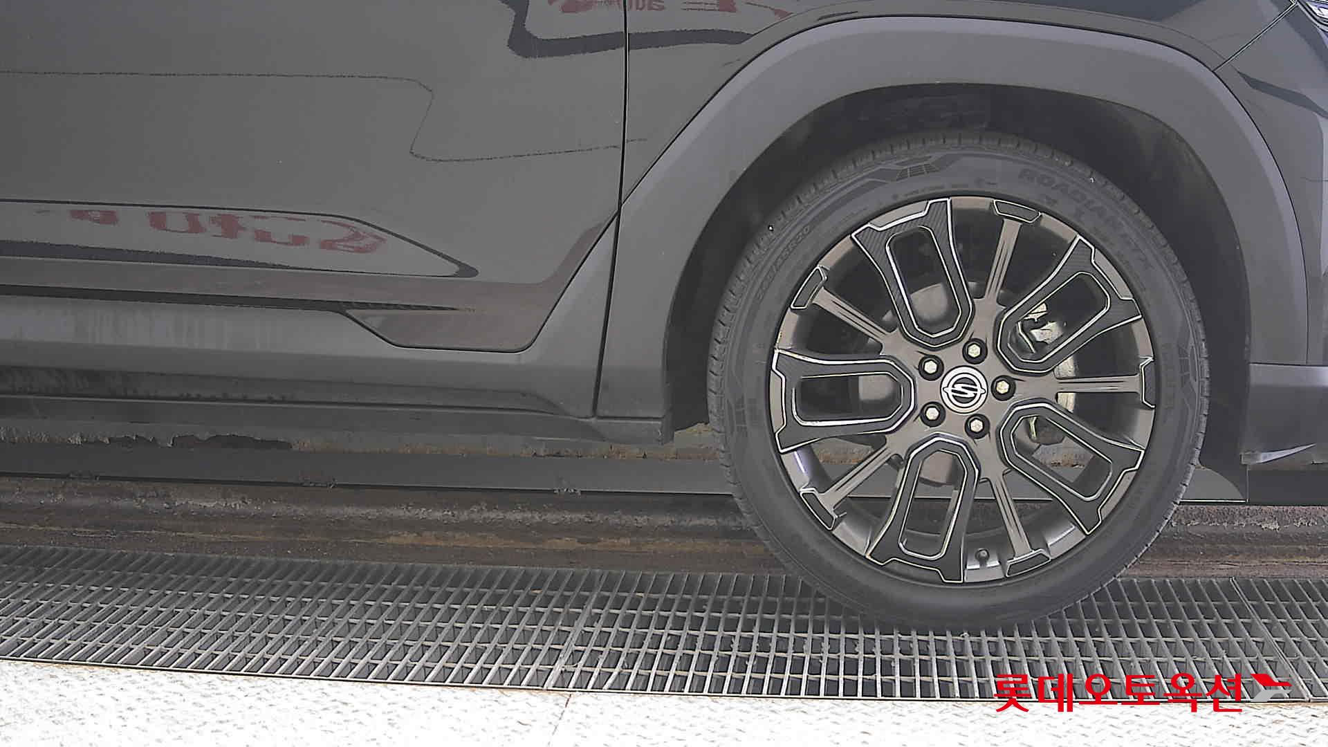 SsangYong Torres id 3823004 из Кореи 23