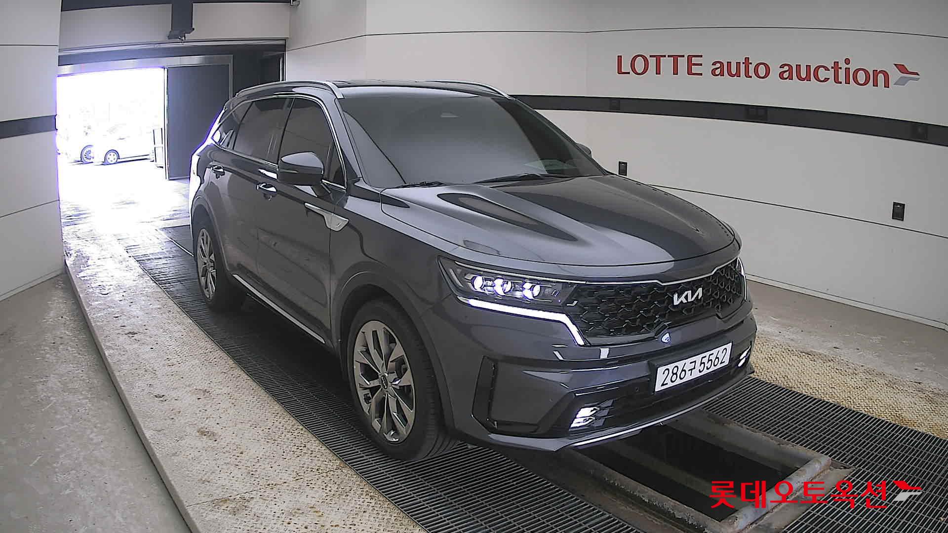 Kia Sorento 2022 Platinium Graphite из Кореи, фото 2