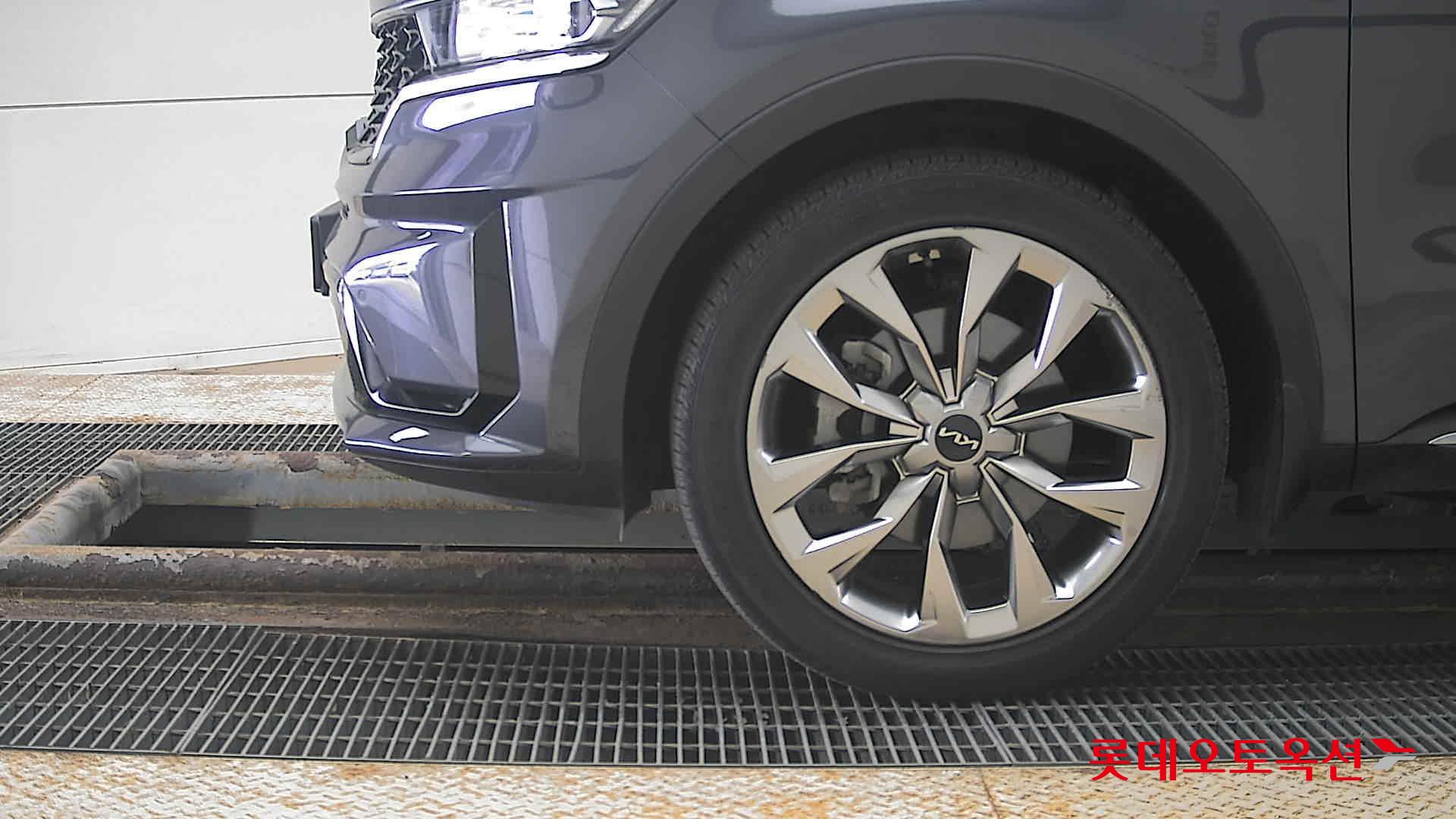 Kia Sorento id 3822939 из Кореи 21