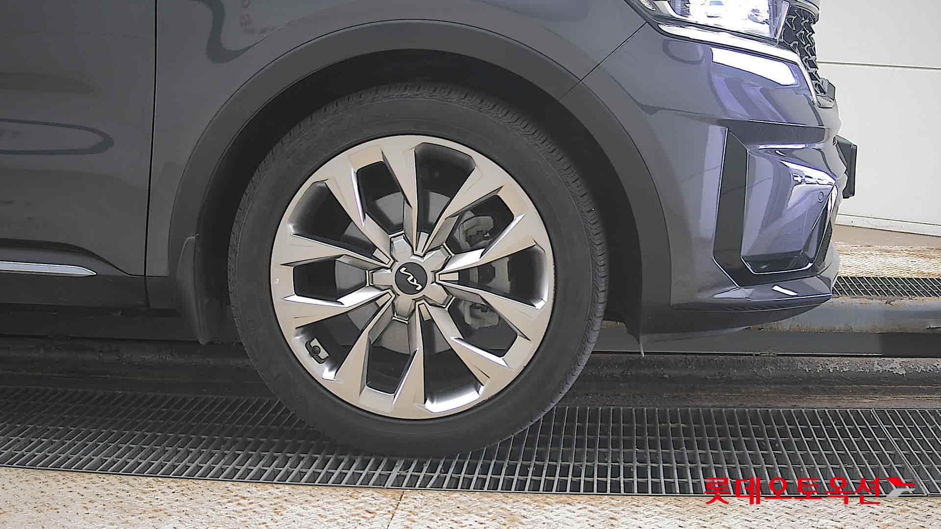 Kia Sorento id 3822939 из Кореи 23