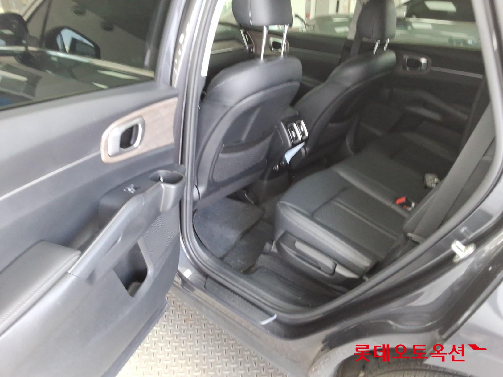 Kia Sorento id 3822939 из Кореи 36