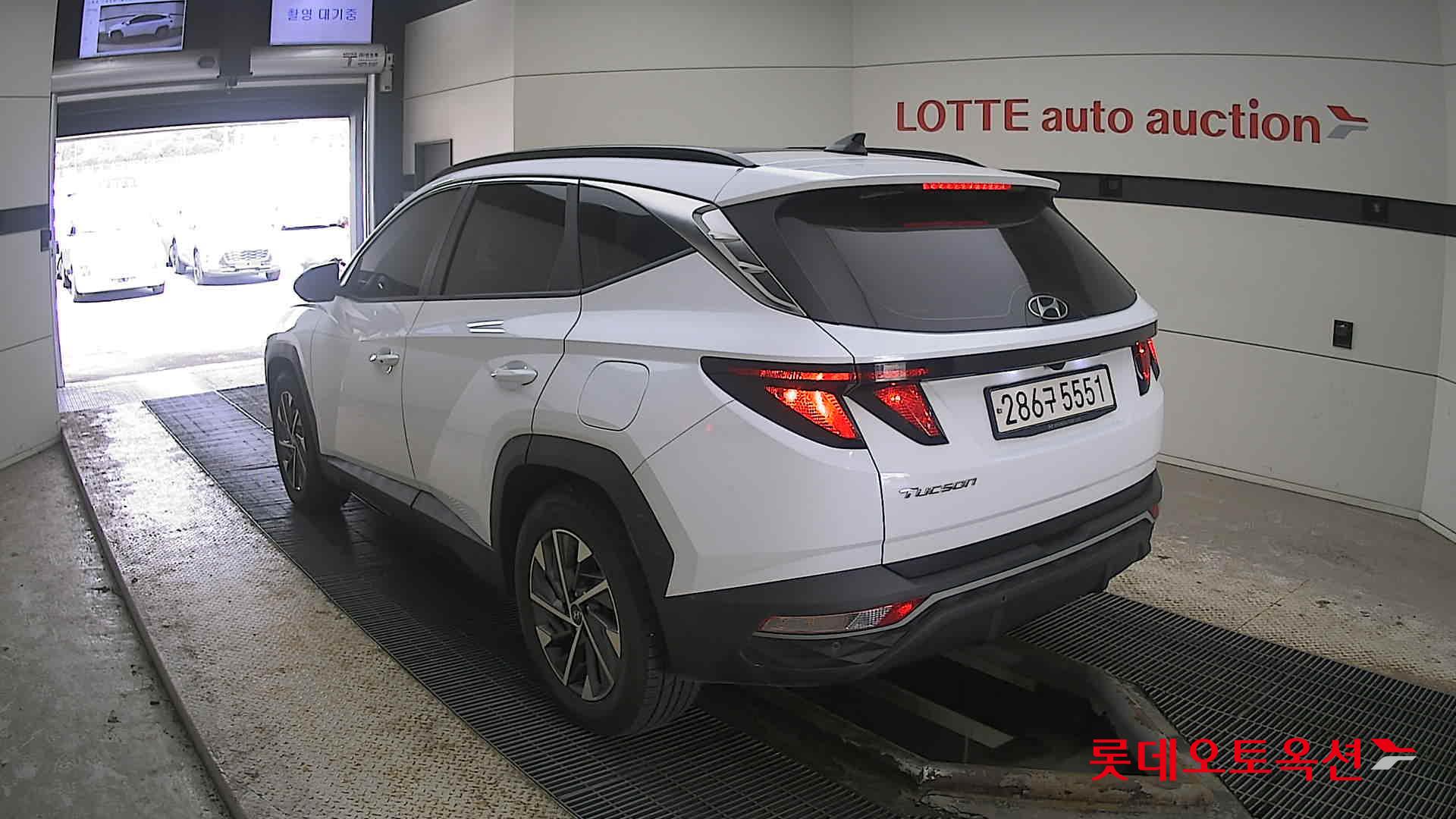 Hyundai Tucson 2022 Creamy White Pearl из Кореи, фото 6