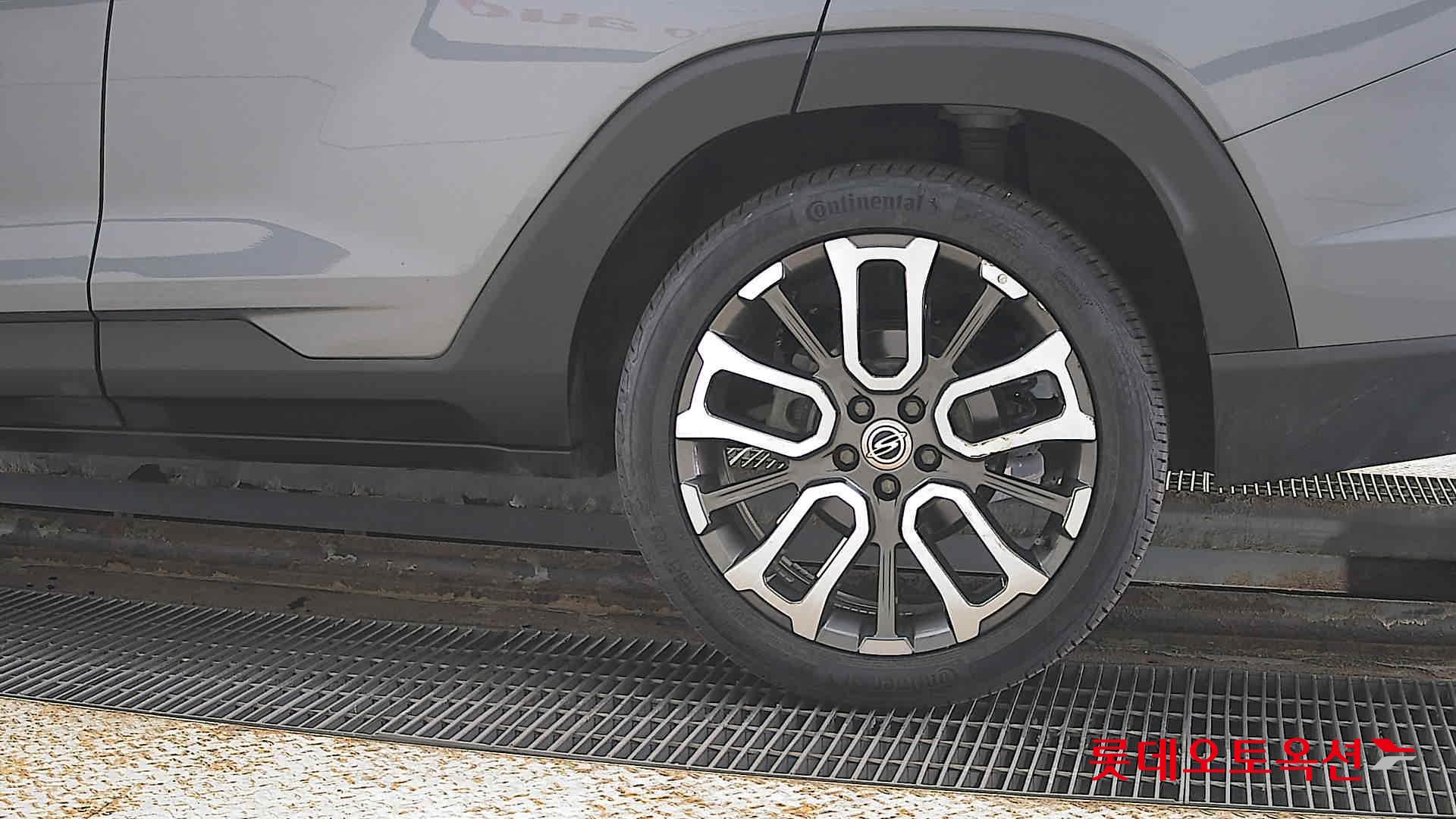 SsangYong Torres id 3823002 из Кореи 22