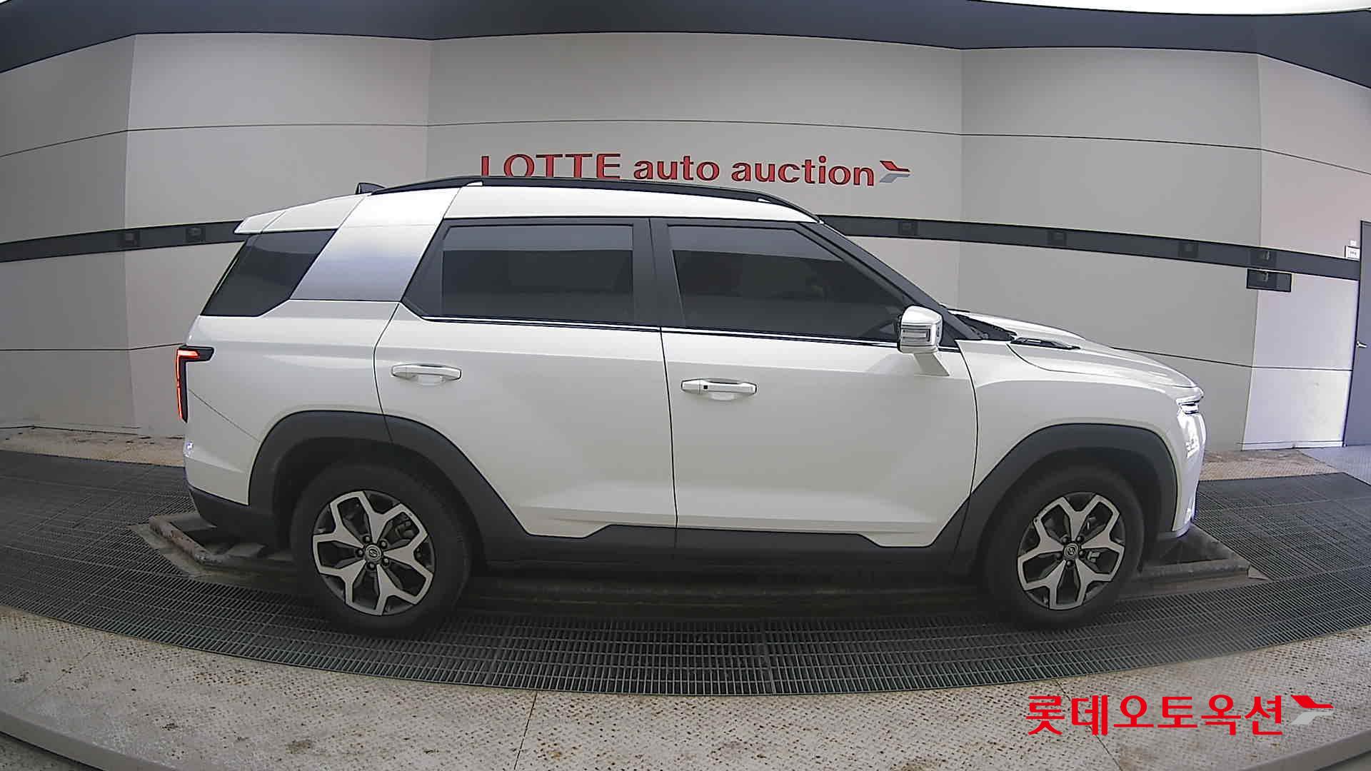 SsangYong Torres 2023 Grand White из Кореи, фото 3