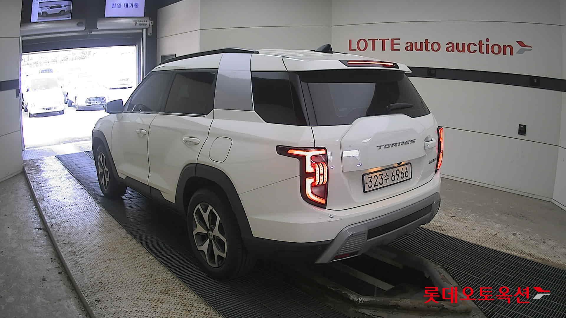 SsangYong Torres 2023 Grand White из Кореи, фото 6