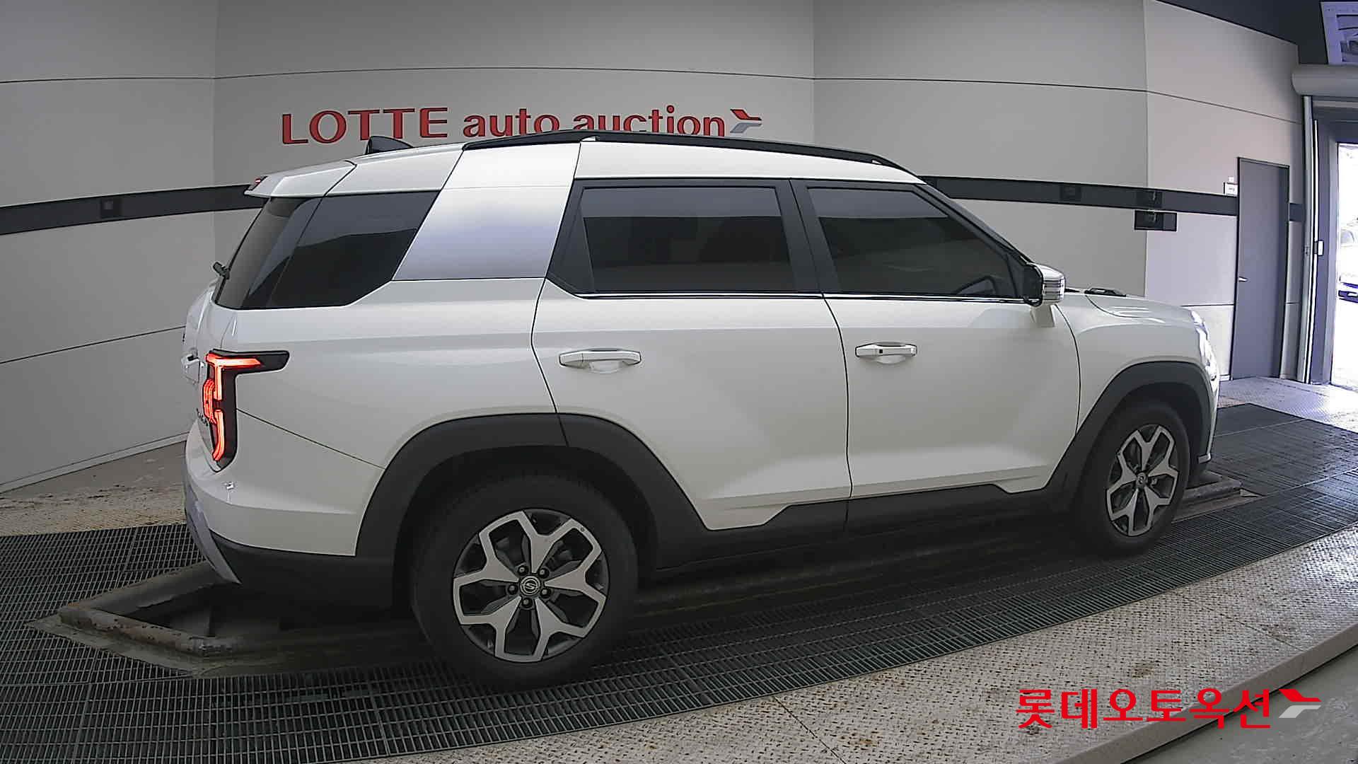 SsangYong Torres id 3823000 из Кореи 18