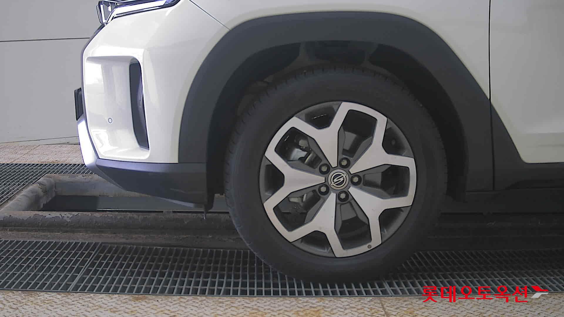 SsangYong Torres id 3823000 из Кореи 21