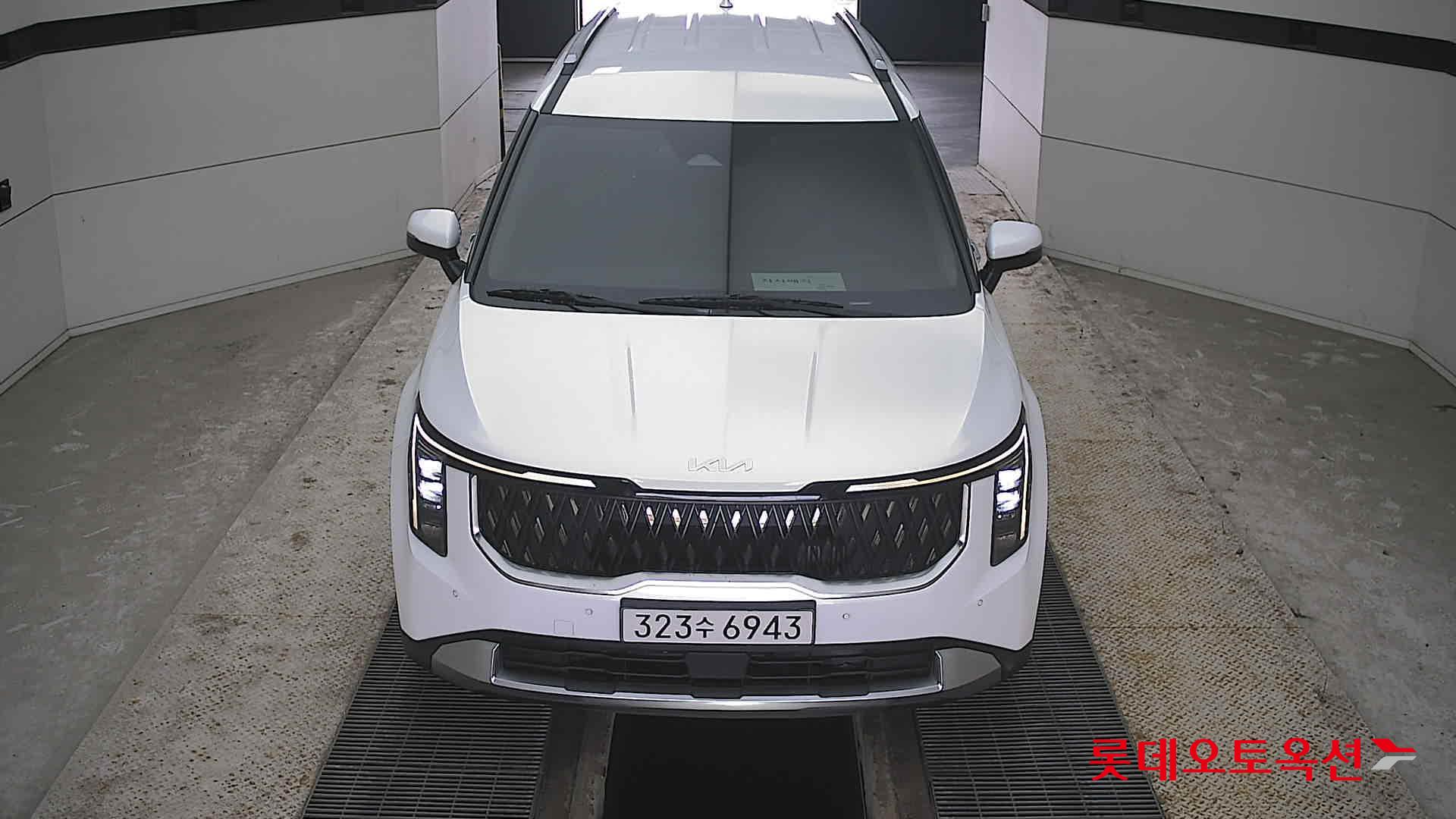 Kia Carnival id 3822968 из Кореи 8