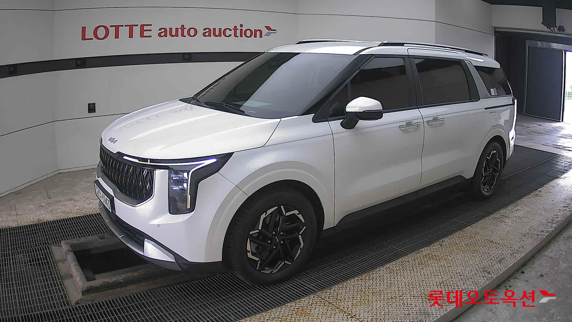 Kia Carnival id 3822968 из Кореи 13