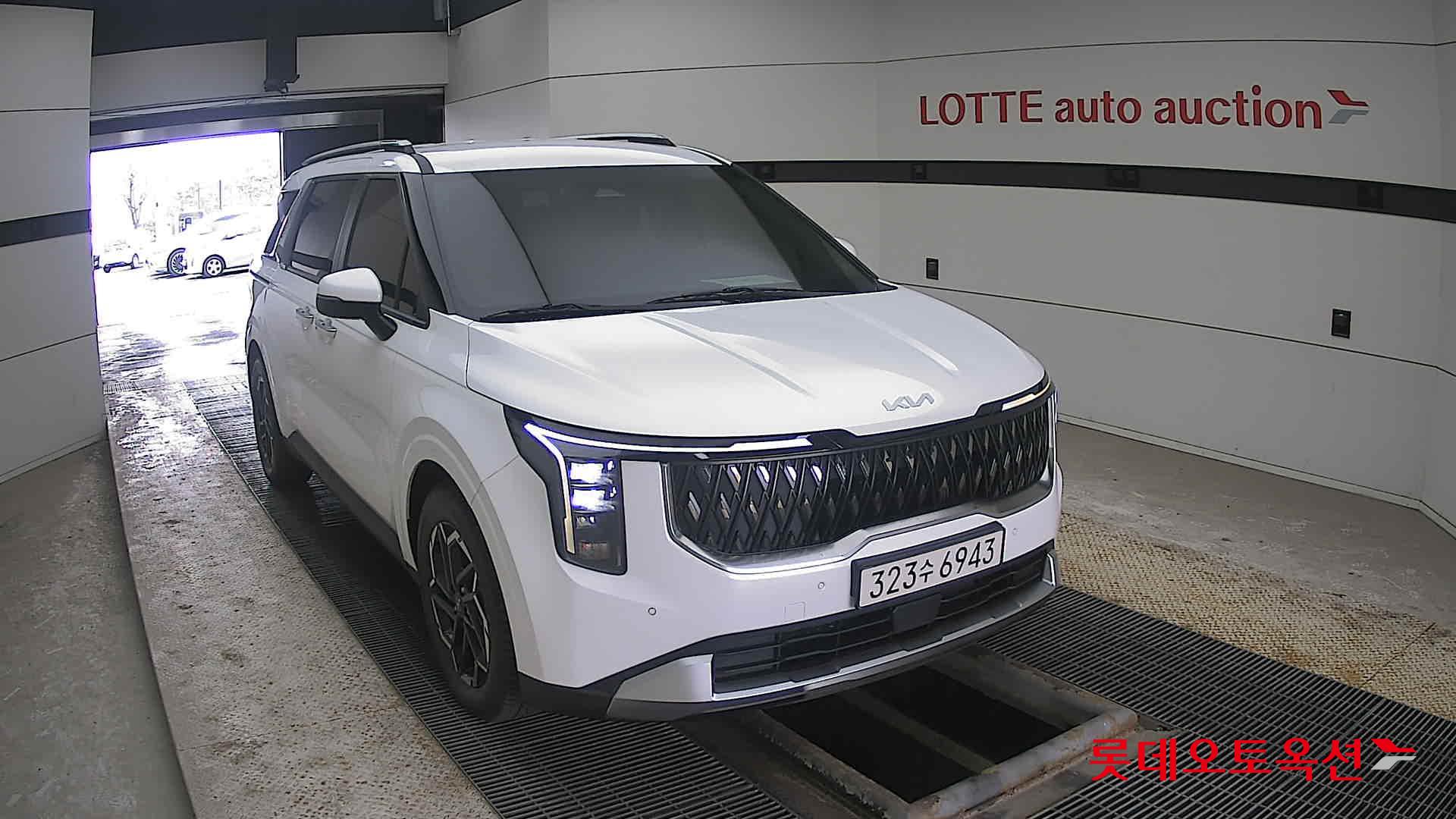 Kia Carnival id 3822968 из Кореи 15