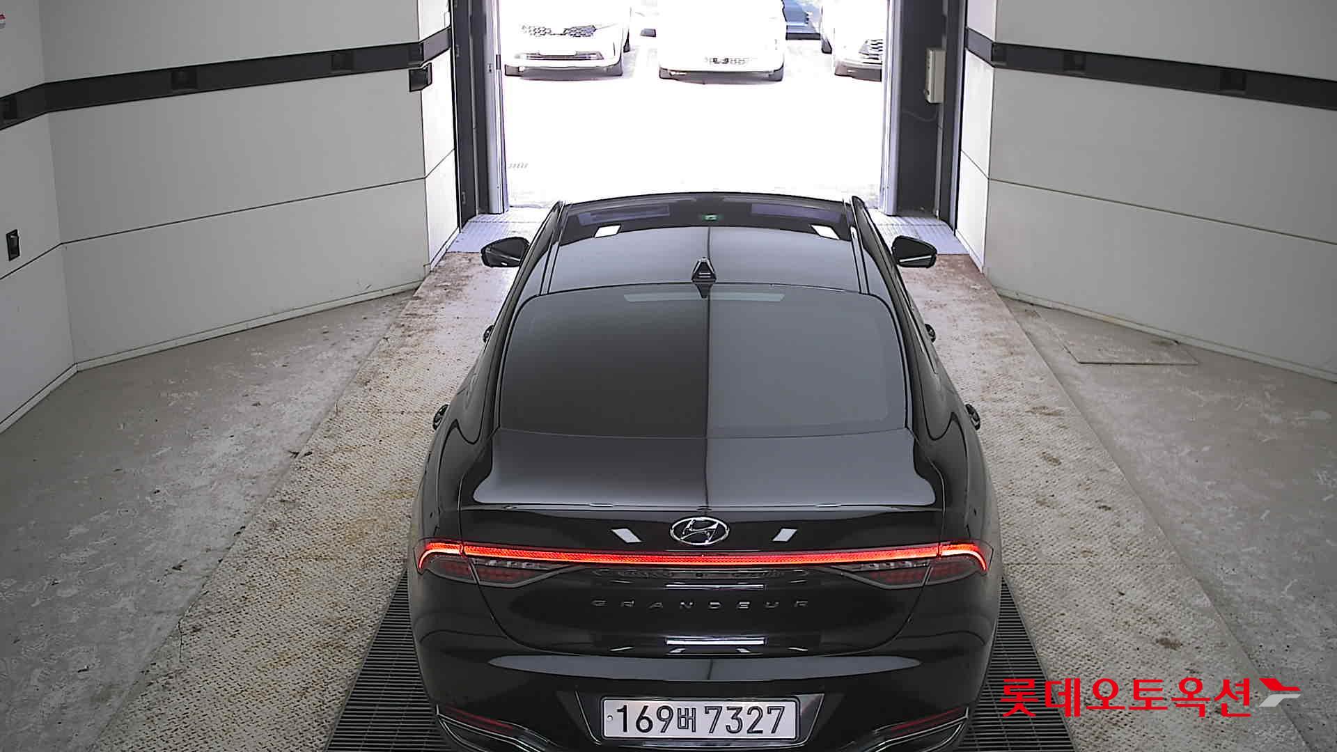 Hyundai Grandeur 2021 Midnight Black Pearl из Кореи, фото 5