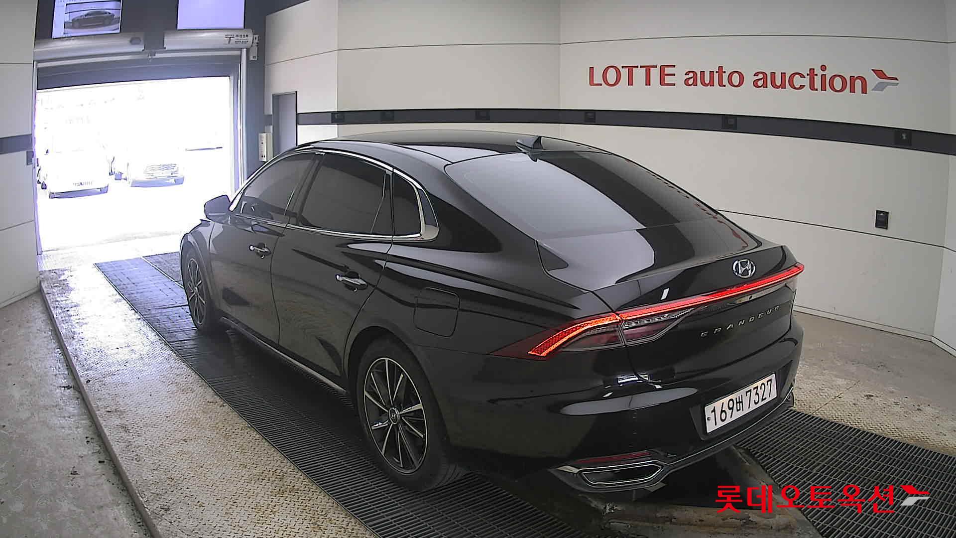 Hyundai Grandeur 2021 Midnight Black Pearl из Кореи, фото 6