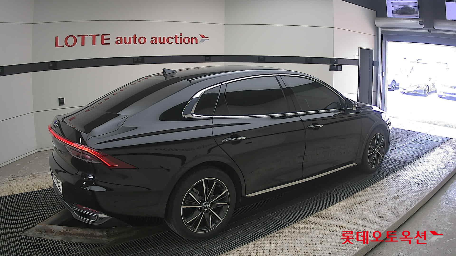 Hyundai Grandeur id 3822859 из Кореи 19