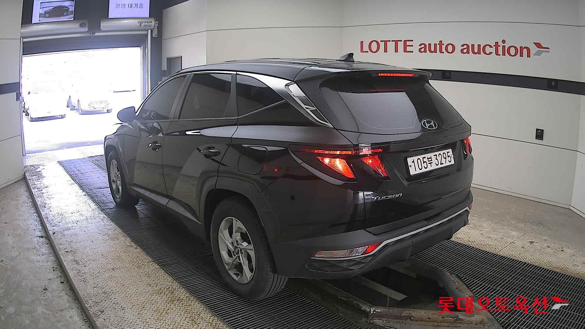 Hyundai Tucson 2022 Phantom Black Pearl из Кореи, фото 6