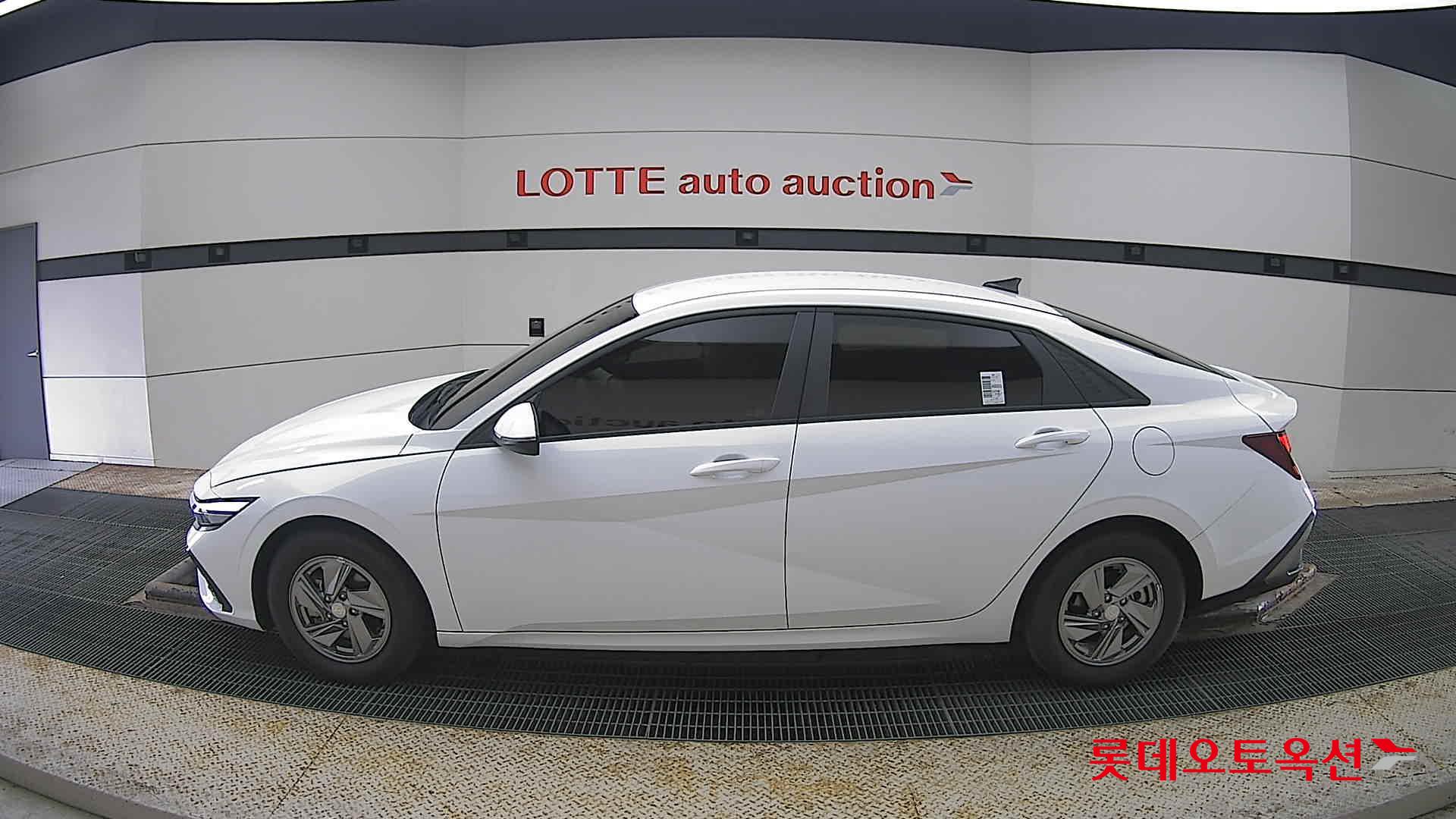 Hyundai Avante id 3822877 из Кореи 7