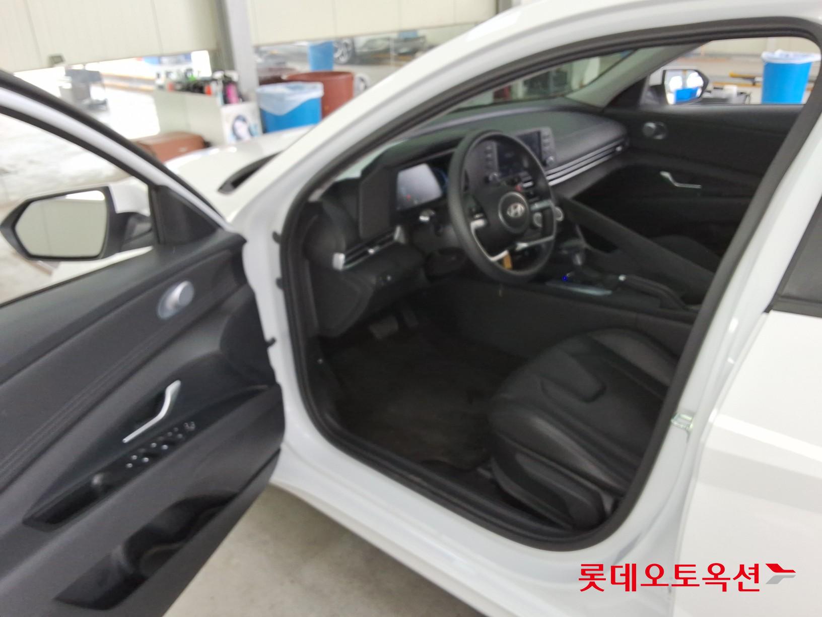 Hyundai Avante id 3822877 из Кореи 34