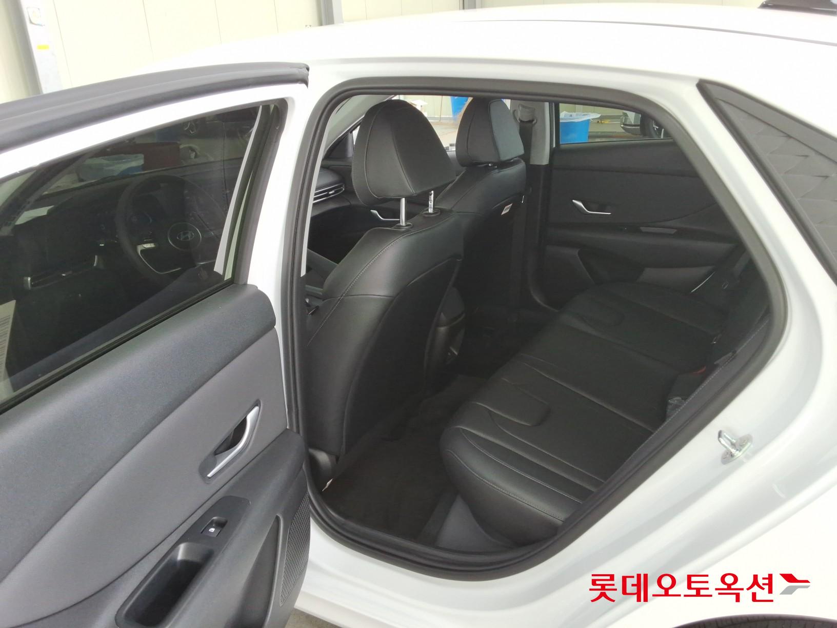 Hyundai Avante id 3822877 из Кореи 35