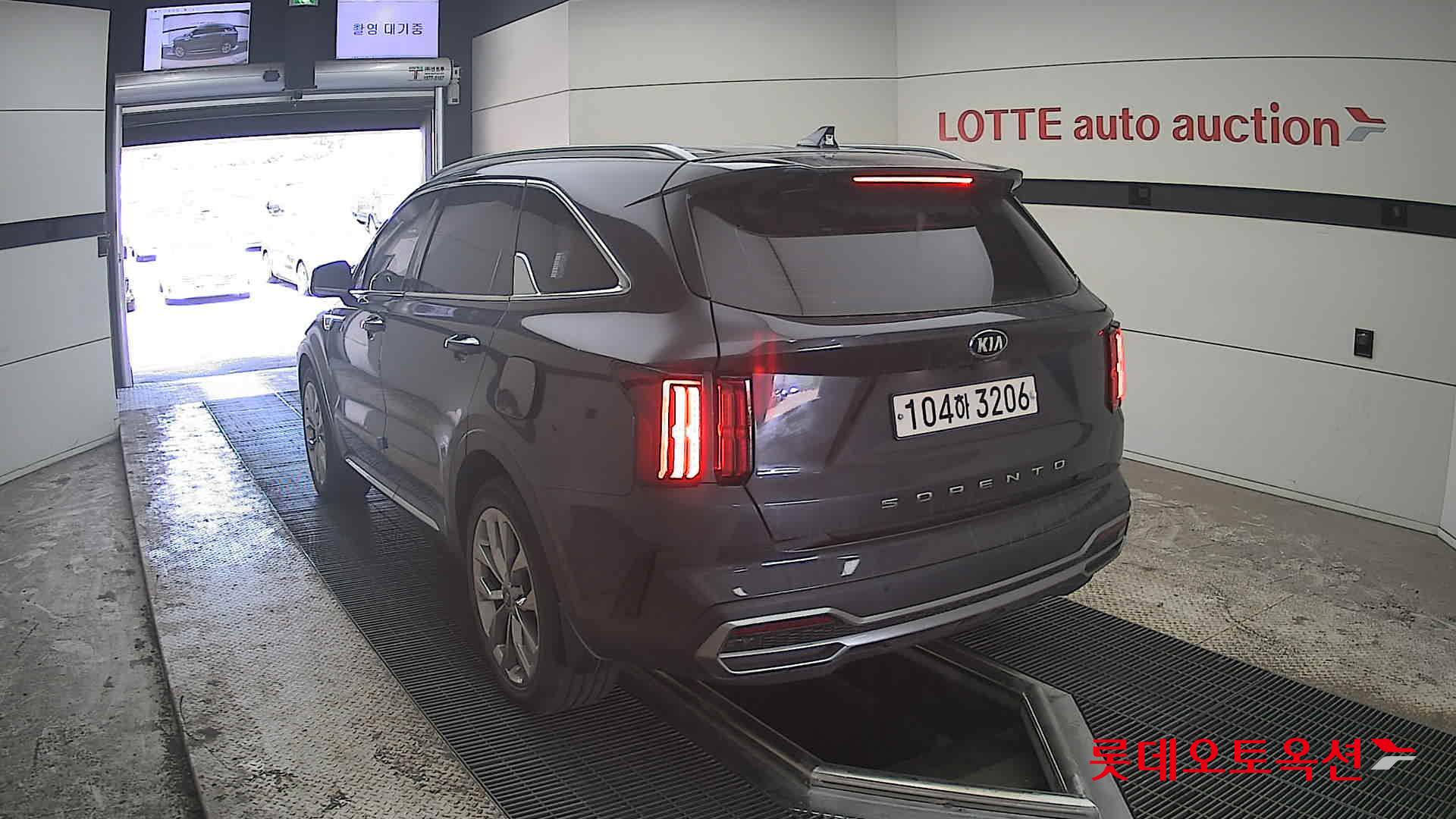 Kia Sorento - 16