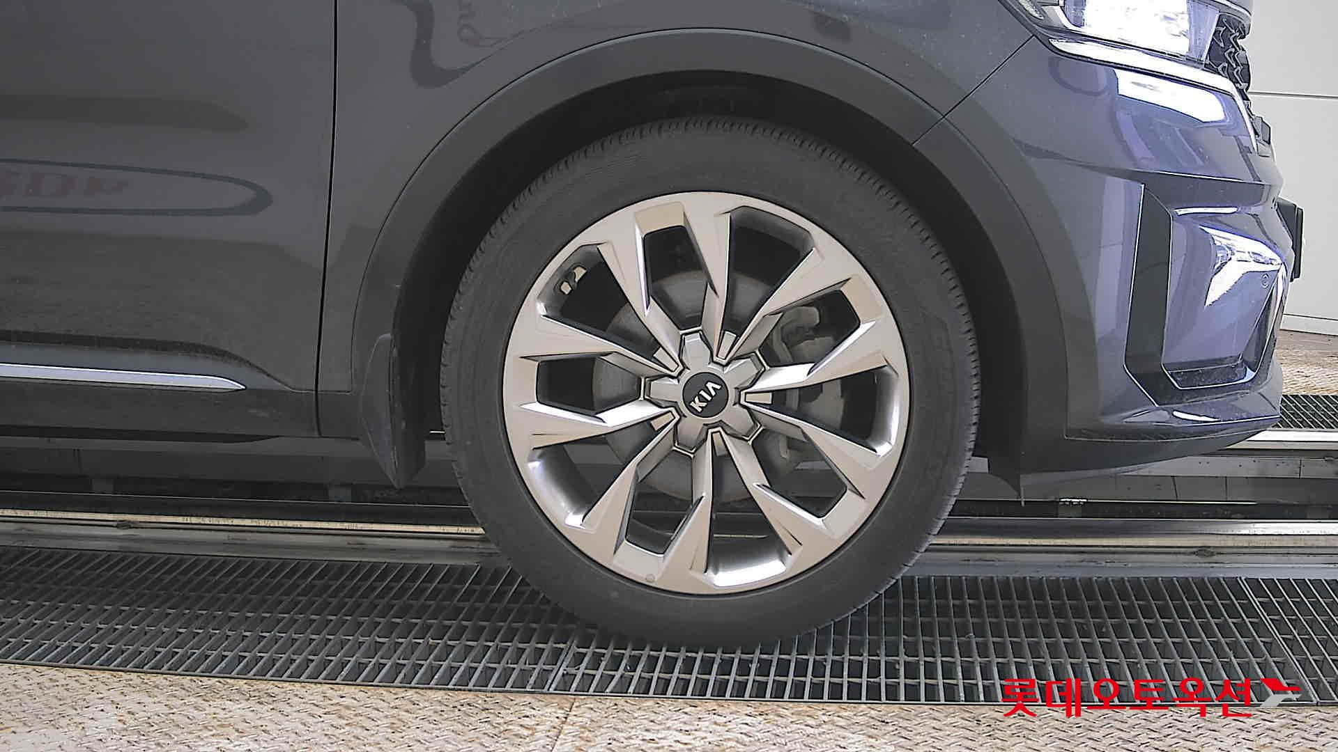 Kia Sorento - 27