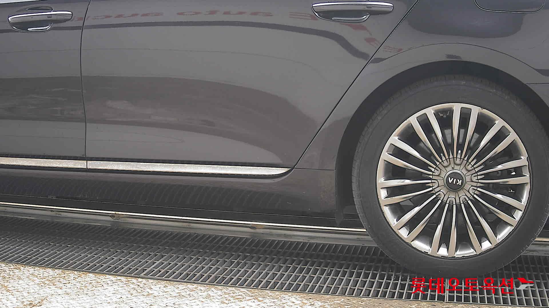 Kia K9 id 3888375 из Кореи 22