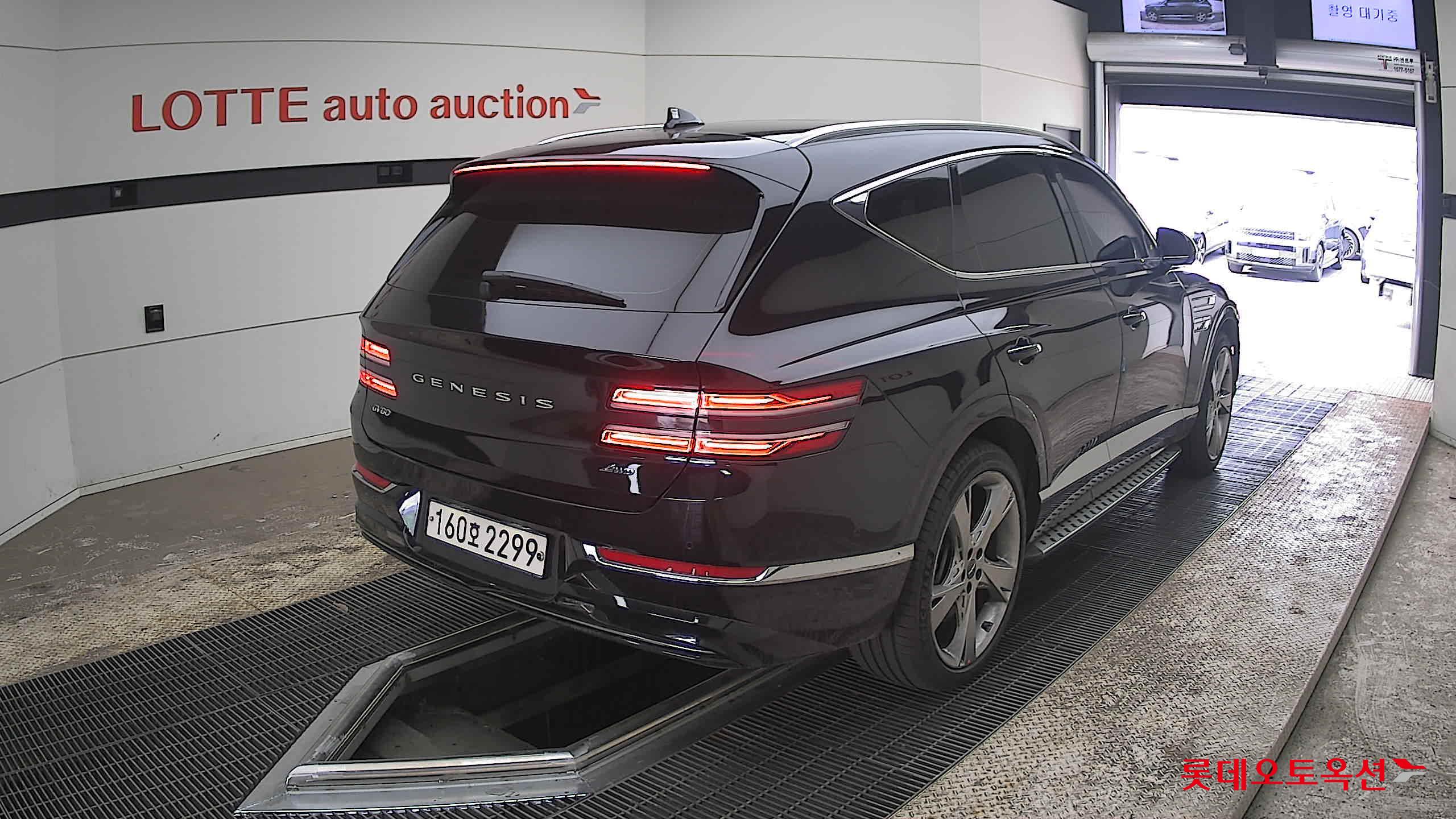 جينسس جي في 80