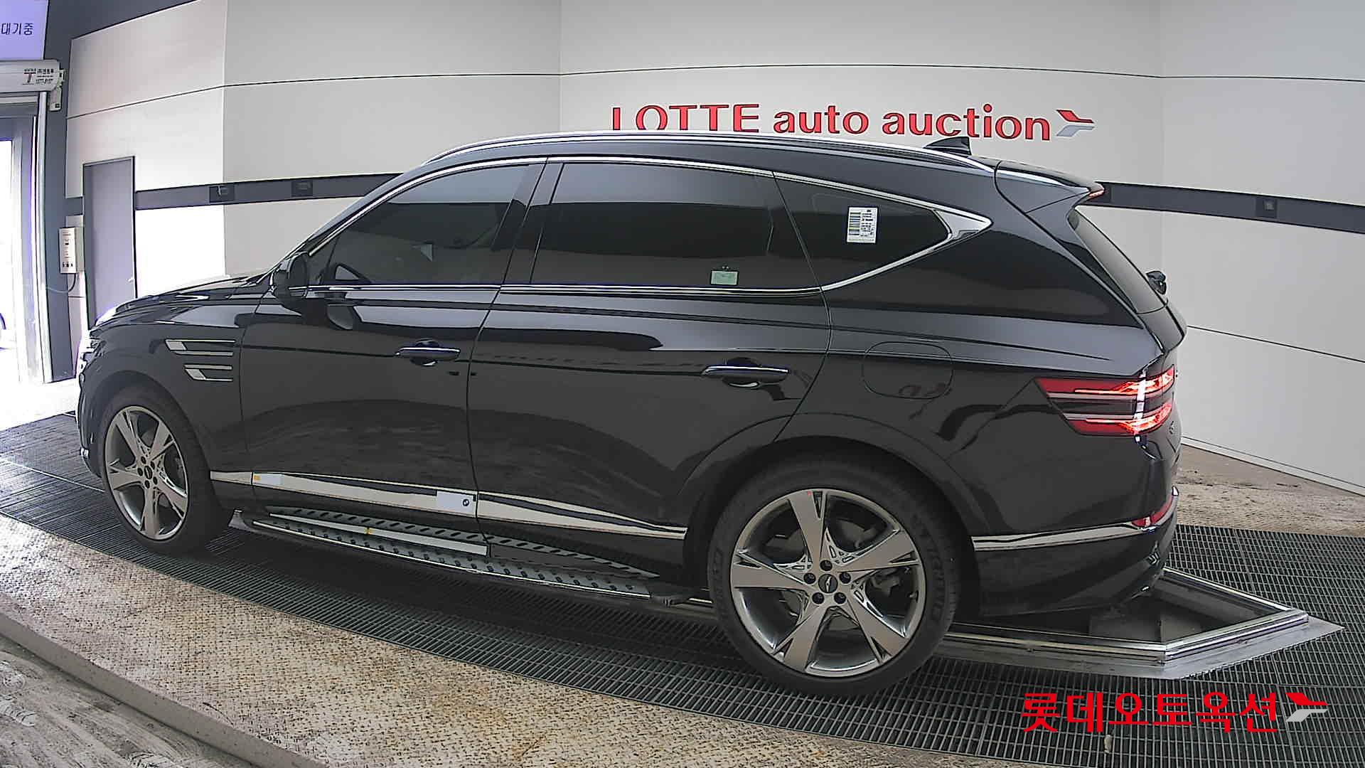 جينسس جي في 80