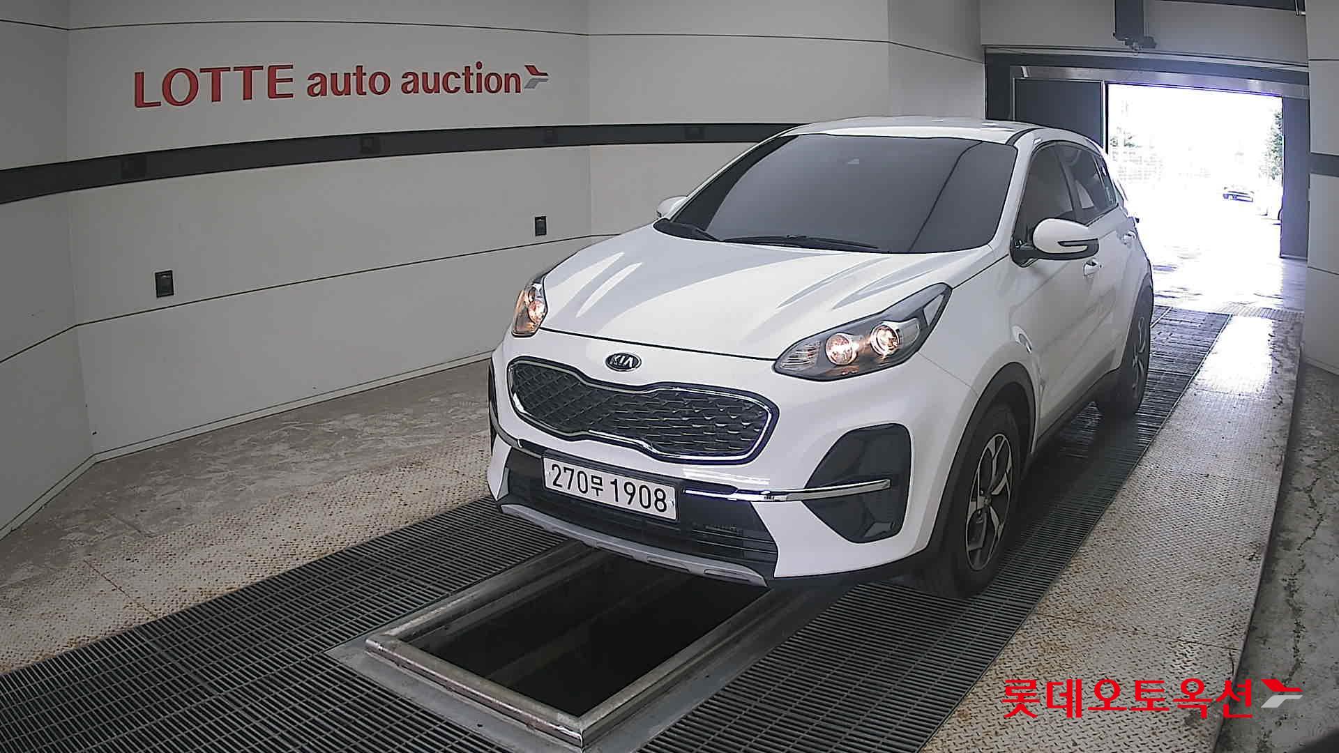 2022 - kia sportage