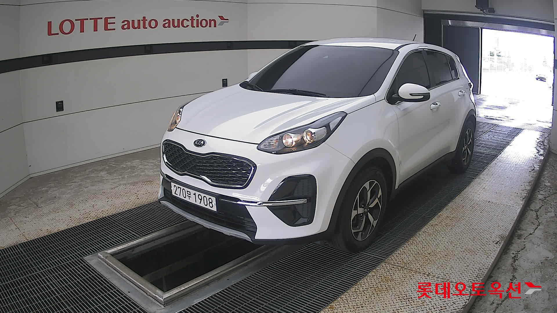 2022 - kia sportage
