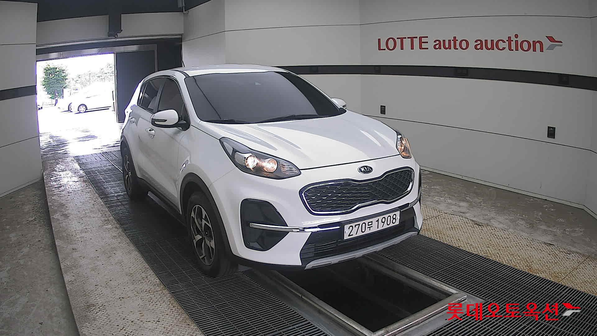 2022 - kia sportage