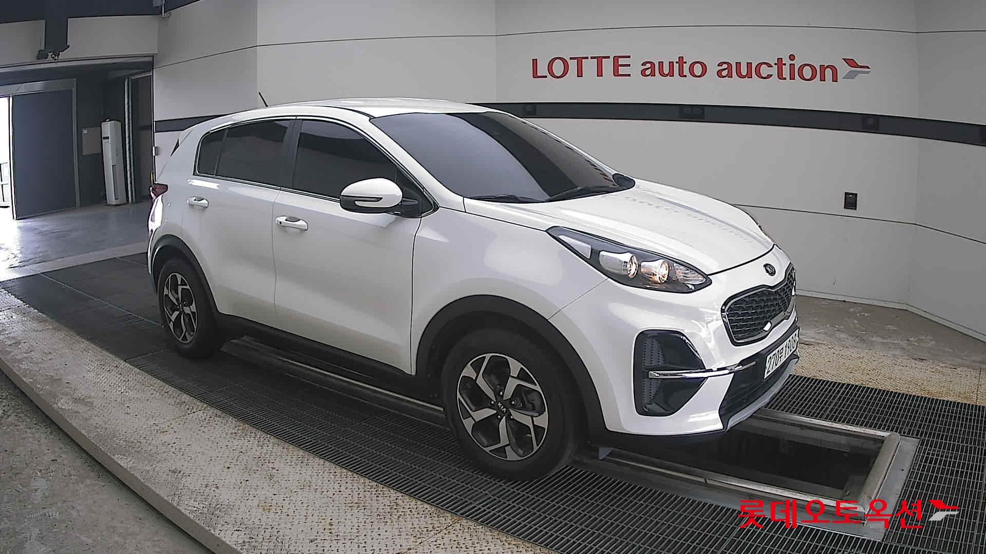 2022 - kia sportage