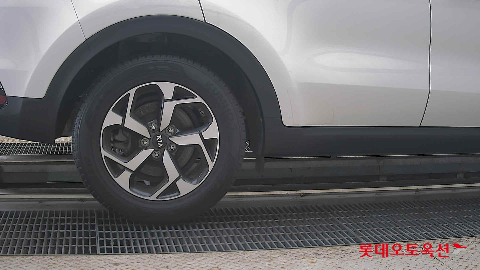 2022 - kia sportage