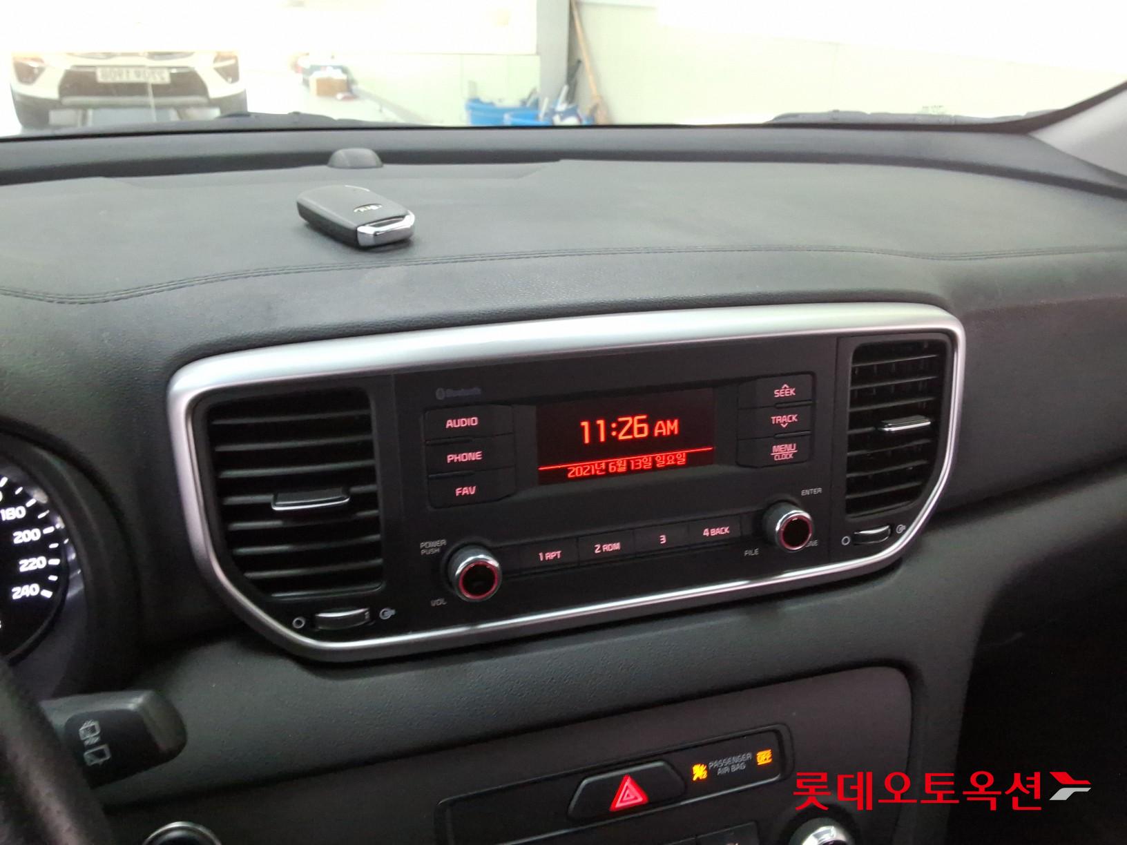 2022 - kia sportage